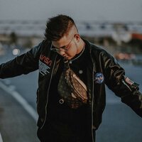 Джексон - Moët & Chandon