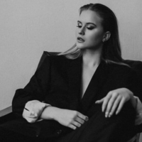 Esmi feat. Абрикоса - Уже Влюбился