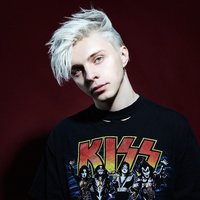 Arty feat. Jonathan Mendelsohn - Lightning Strikes