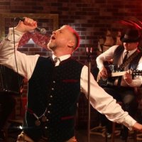 Антін Мухарський - Дискотека В Чернівцях