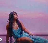 Thuy - girls like me don't cry (sped up)